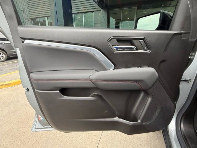 Used 2023 Chevrolet Colorado Z71 w/ Z71 Convenience Package 2 AWD/4WD image 12