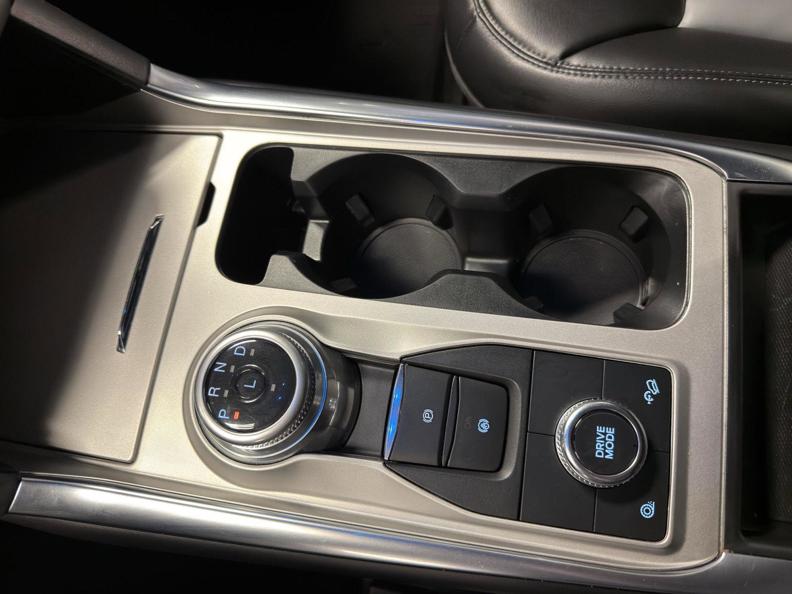 Certified 2023 Ford Explorer XLT w/ Equipment Group 202A image 25