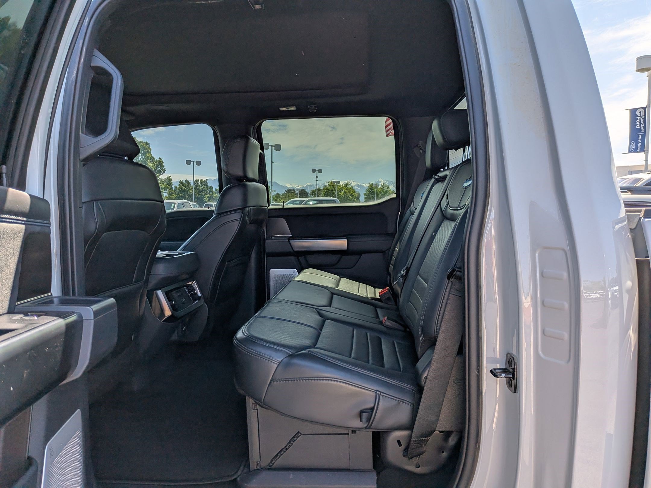Certified 2026 Ford F350 Platinum AWD/4WD image 29