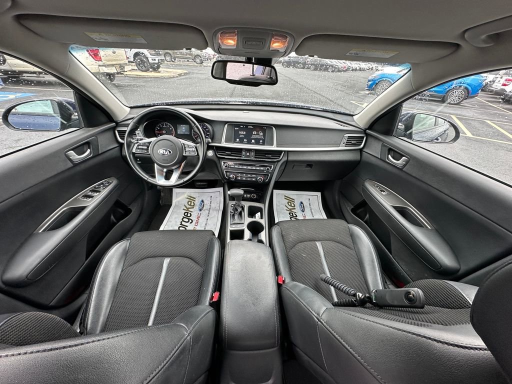 Used 2019 Kia Optima S image 5