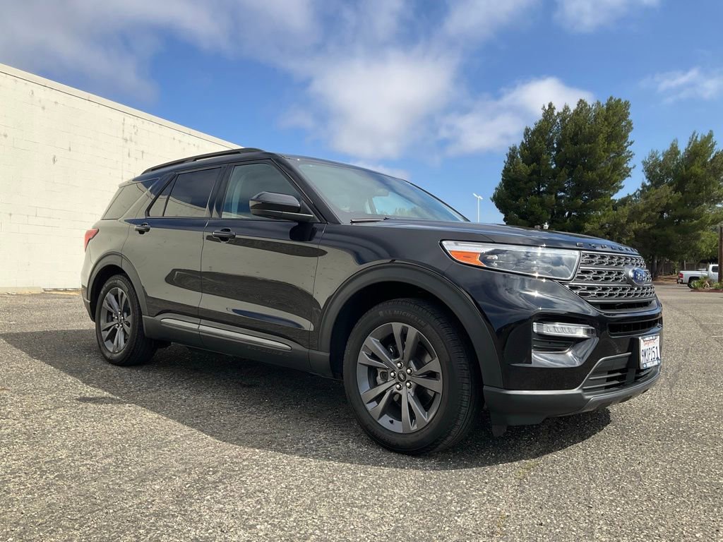 Certified 2024 Ford Explorer XLT w/ Equipment Group 202A image 81