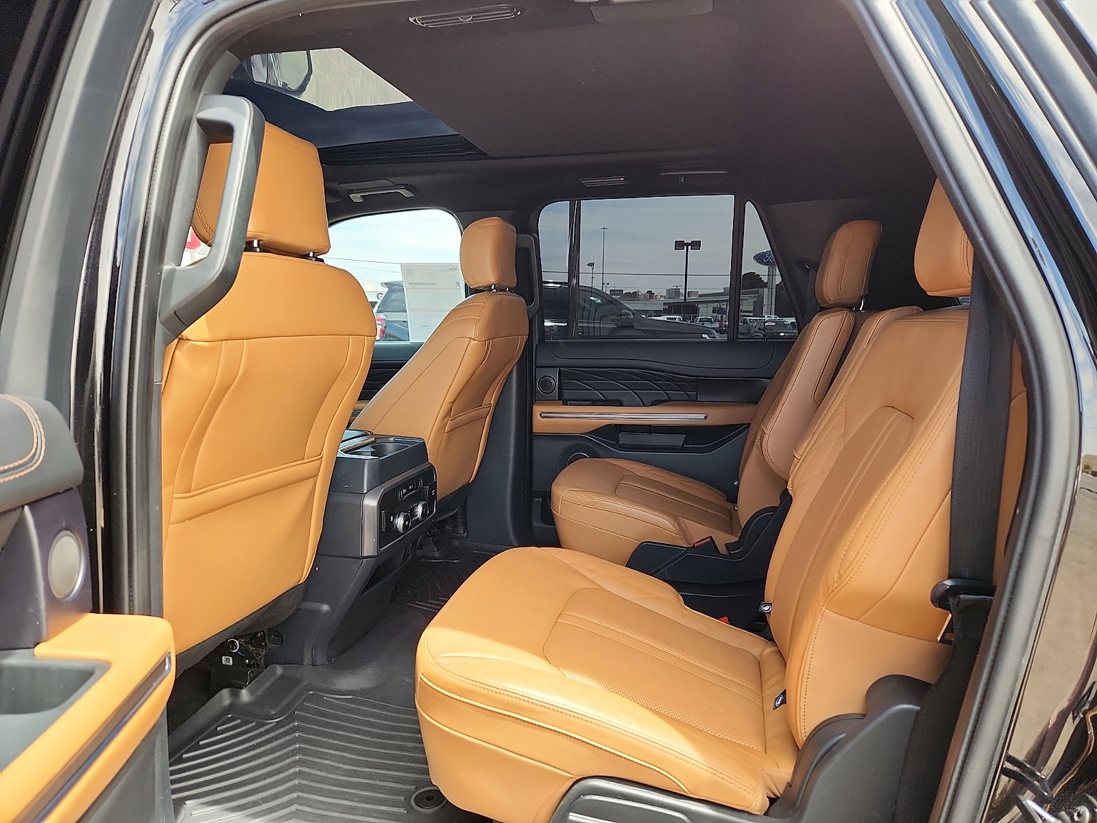 Certified 2023 Ford Expedition Max Platinum RWD image 9
