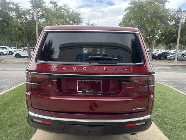 Used 2024 Jeep Wagoneer L Series II w/ Flexible Seating Group AWD/4WD image 5