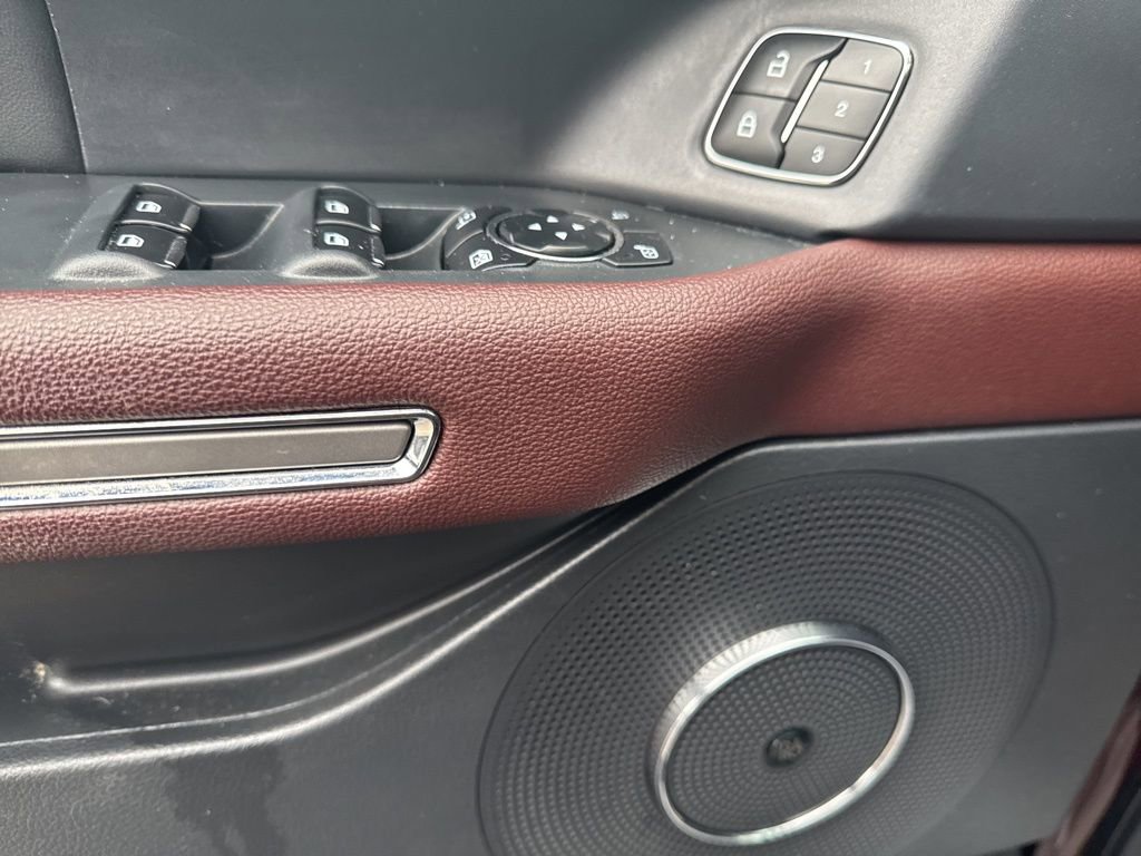 Certified 2023 Ford Expedition Limited image 28