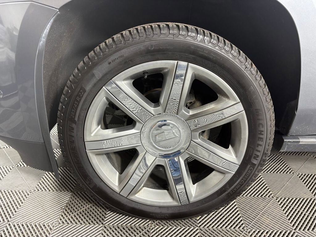 Used 2020 Cadillac Escalade Premium Luxury image 12