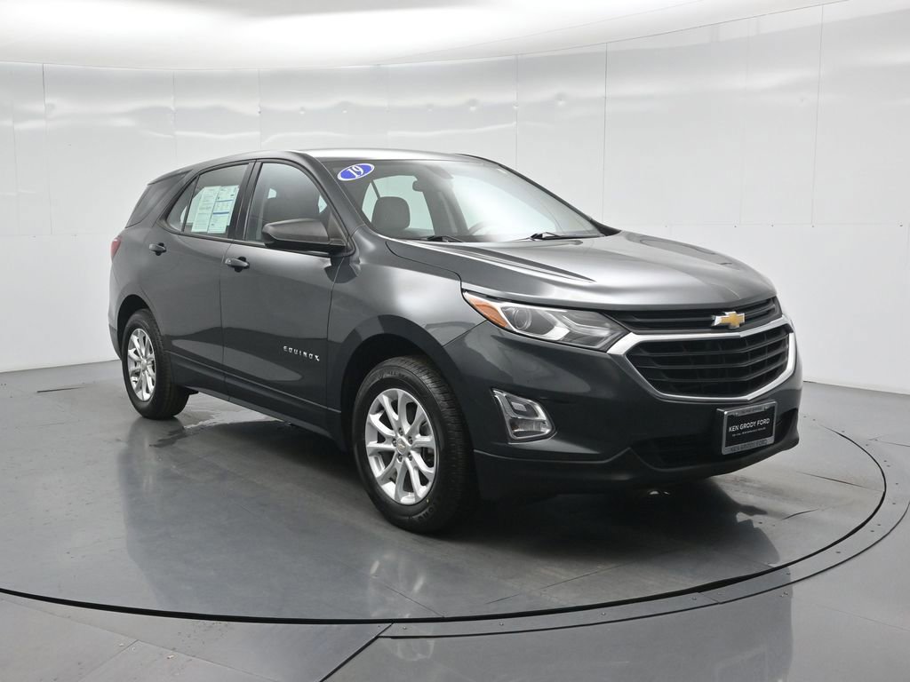 Used 2019 Chevrolet Equinox LS image 9
