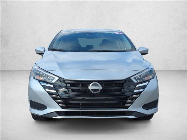 Used 2025 Nissan Versa SV image 9