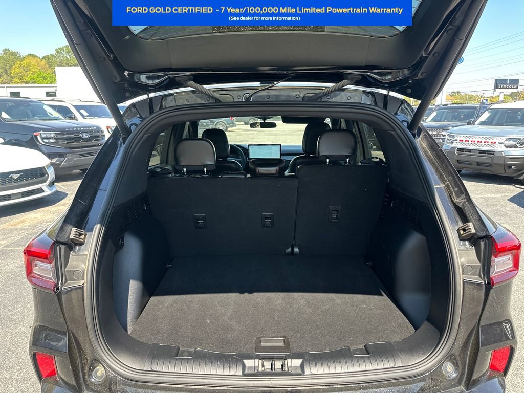 Certified 2024 Ford Escape ST-Line w/ Tech Pack #1 FWD image 28