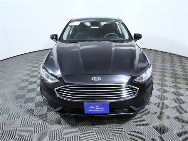 Certified 2020 Ford Fusion SE image 3