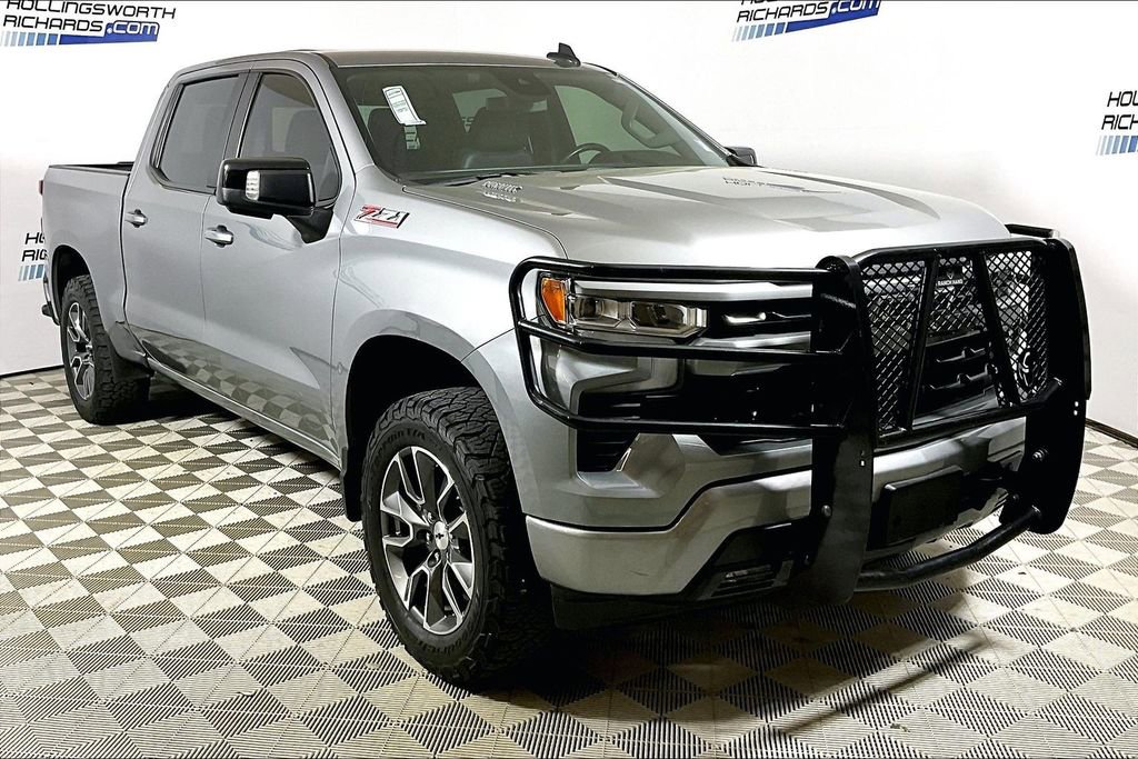 Used 2023 Chevrolet Silverado 1500 RST w/ RST All Star Premium Package image 3