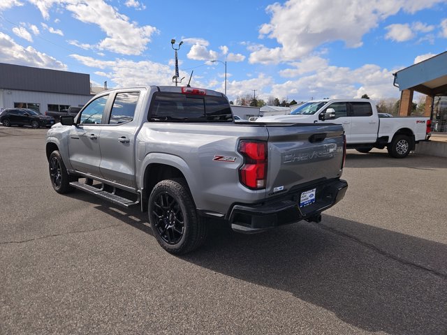 Used 2024 Chevrolet Colorado Z71 w/ LPO, Dark Essentials Package image 4