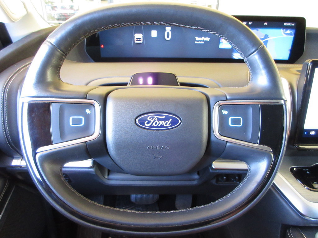 Certified 2025 Ford Expedition Max Platinum AWD/4WD image 15