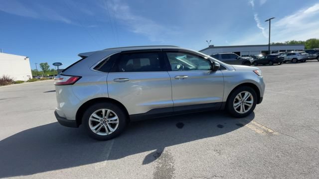 Certified 2020 Ford Edge SEL w/ Cold Weather Package AWD/4WD image 10