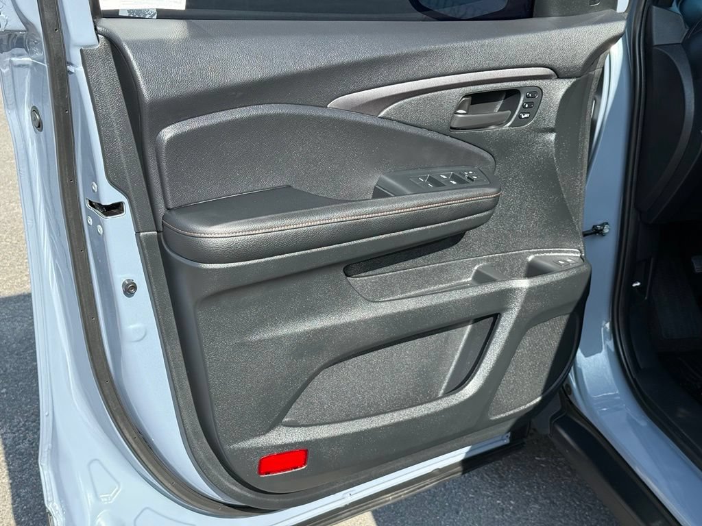 Used 2023 Honda Passport TrailSport image 18