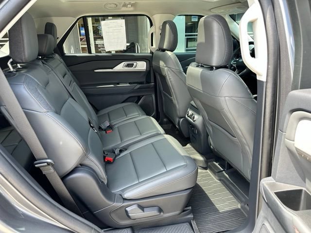 Certified 2025 Ford Explorer Active w/ Active Comfort Package AWD/4WD image 51