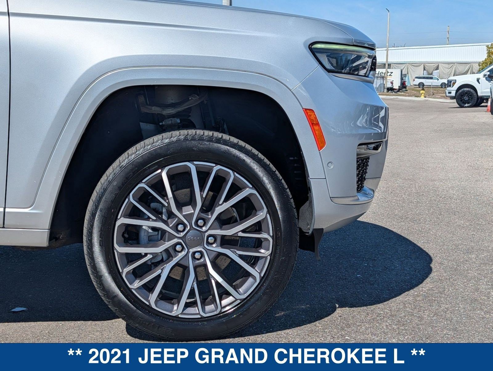 Used 2021 Jeep Grand Cherokee L Summit image 12