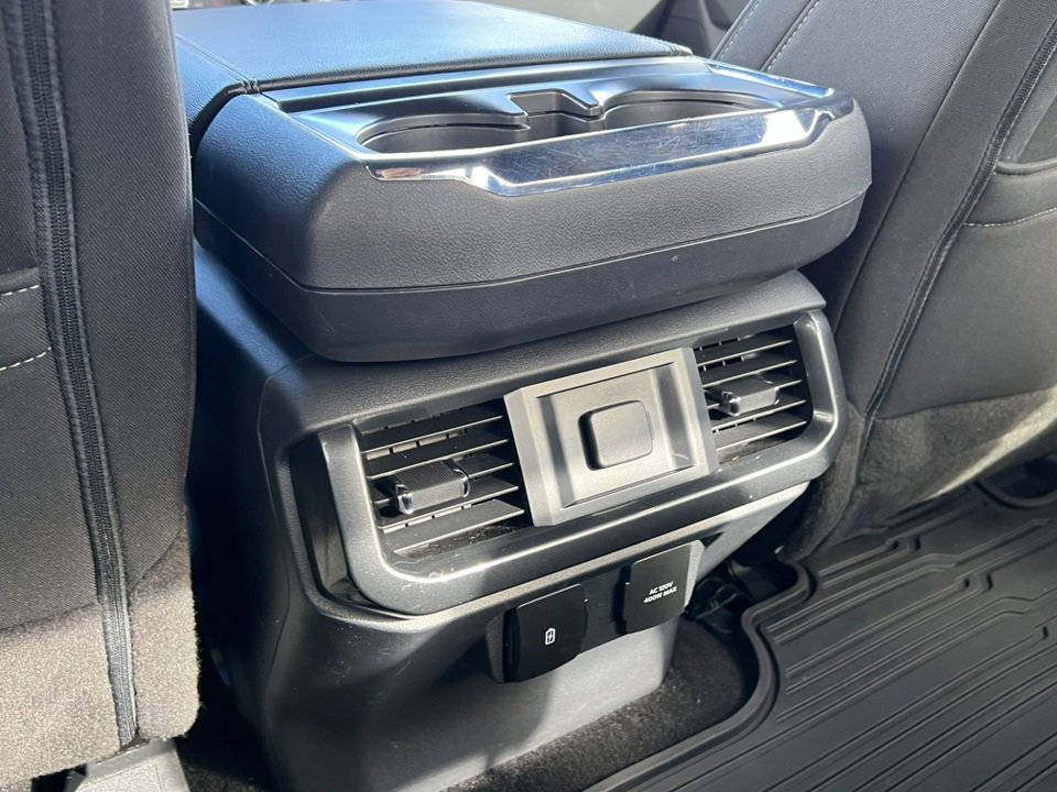 Certified 2022 Ford F150 XLT w/ Equipment Group 302A High image 40