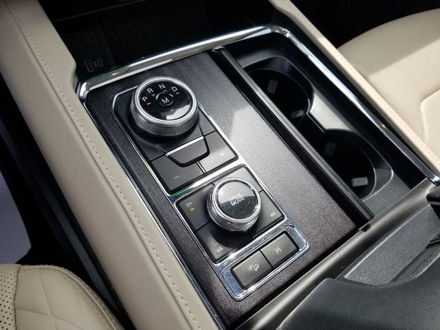 Certified 2022 Ford Expedition Platinum AWD/4WD image 21