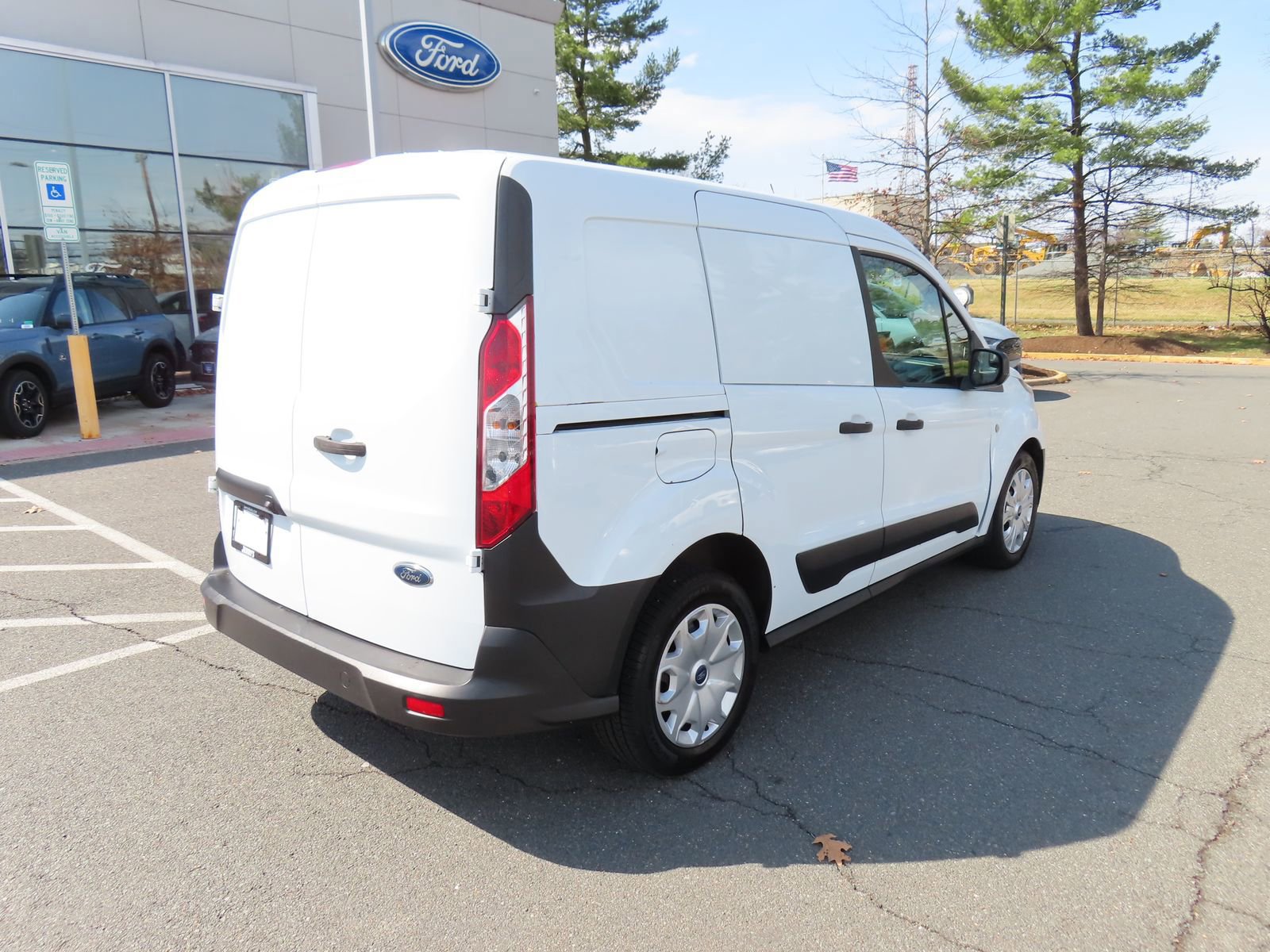 Certified 2020 Ford Transit Connect XL image 7