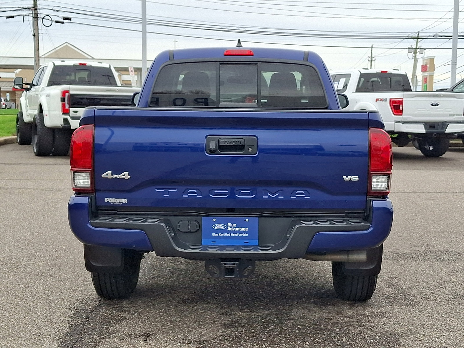 Used 2022 Toyota Tacoma SR5 image 8