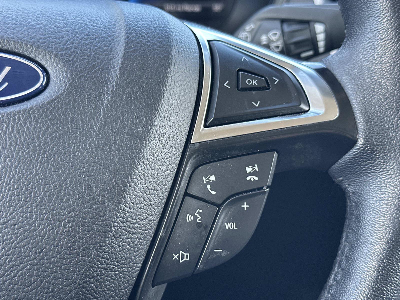 Certified 2024 Ford Edge SEL AWD/4WD image 15