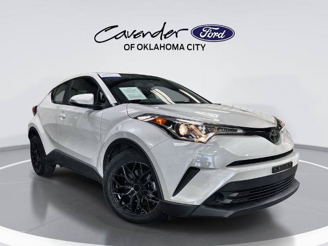 Used 2019 Toyota C-HR LE FWD video 1