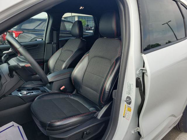 Certified 2023 Ford Escape ST-Line w/ Tech Pack #1 FWD image 17