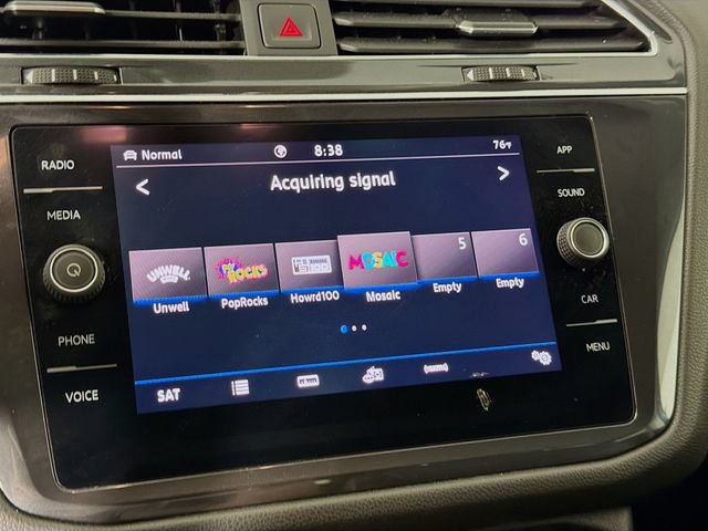 Used 2020 Volkswagen Tiguan SE AWD/4WD image 18