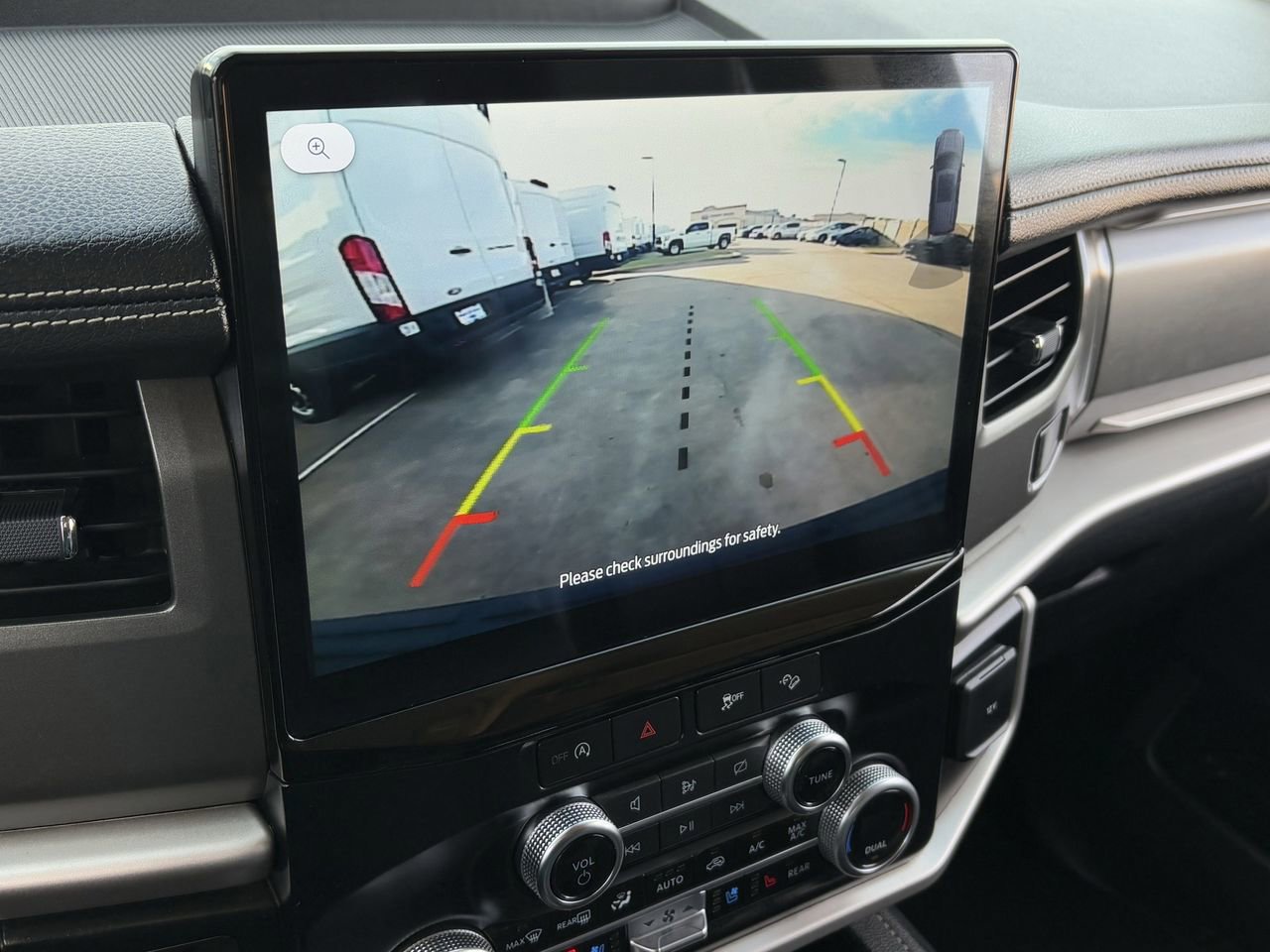 Certified 2024 Ford Expedition XLT image 22