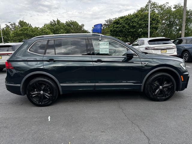 Used 2019 Volkswagen Tiguan SEL R-Line AWD/4WD image 4