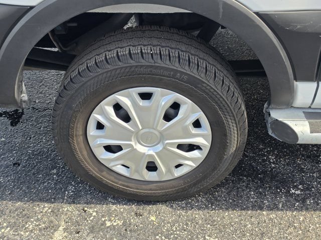 Certified 2025 Ford Transit 250 Low Roof w/ Exterior Upgrade Package RWD image 8