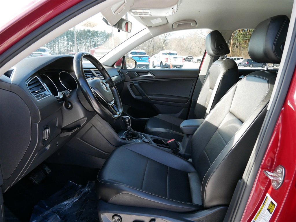 Used 2018 Volkswagen Tiguan SE image 14