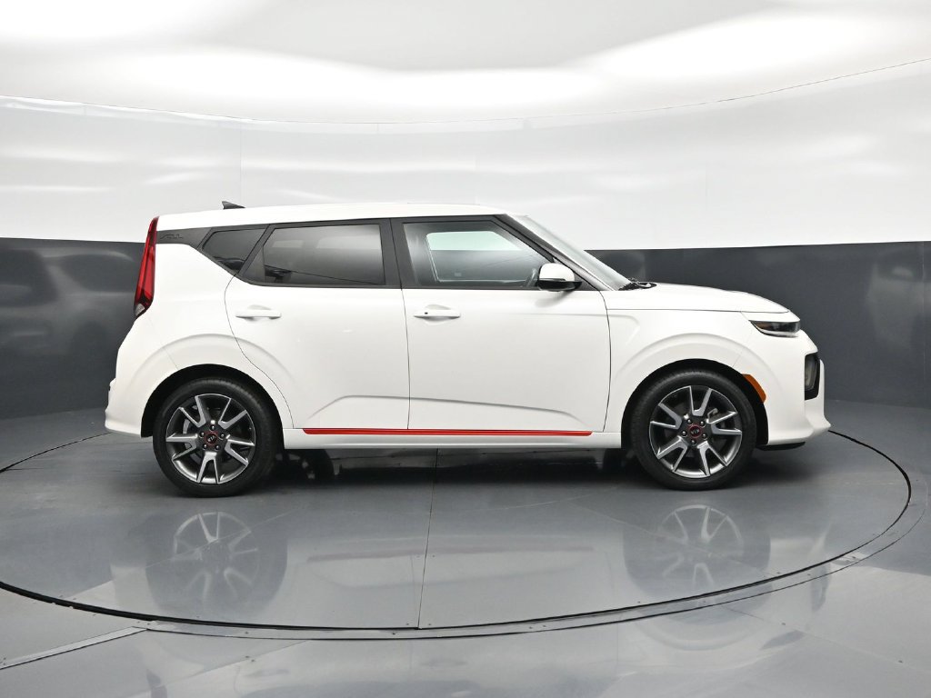 Used 2021 Kia Soul Turbo FWD image 25
