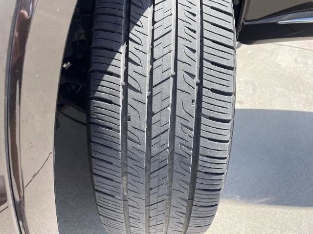 Used 2018 Chevrolet Traverse Premier AWD/4WD image 11