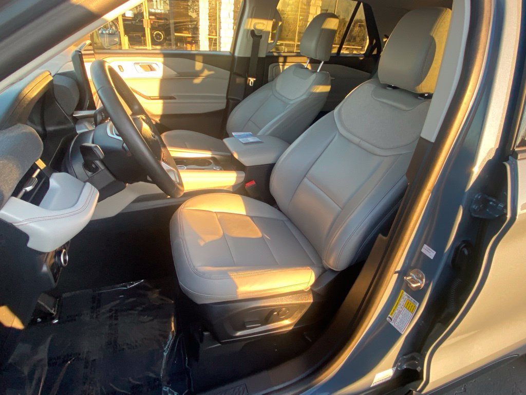 Certified 2026 Ford Explorer Active w/ Active Comfort Package AWD/4WD image 21