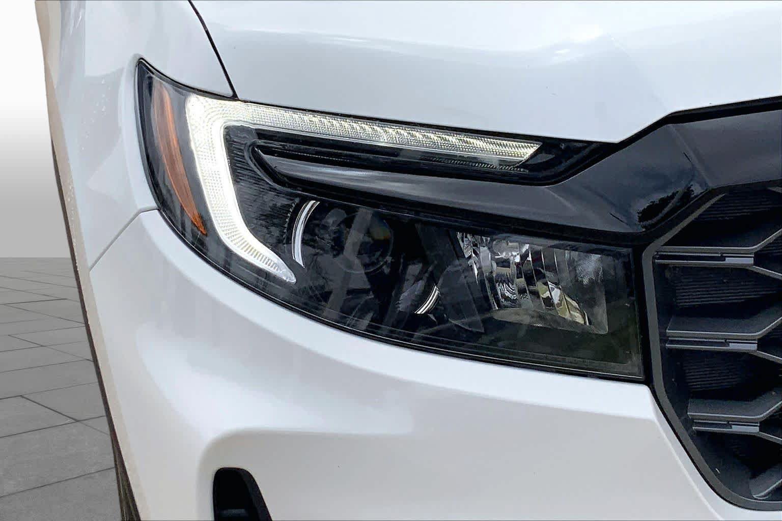 Used 2022 Honda Passport TrailSport image 28