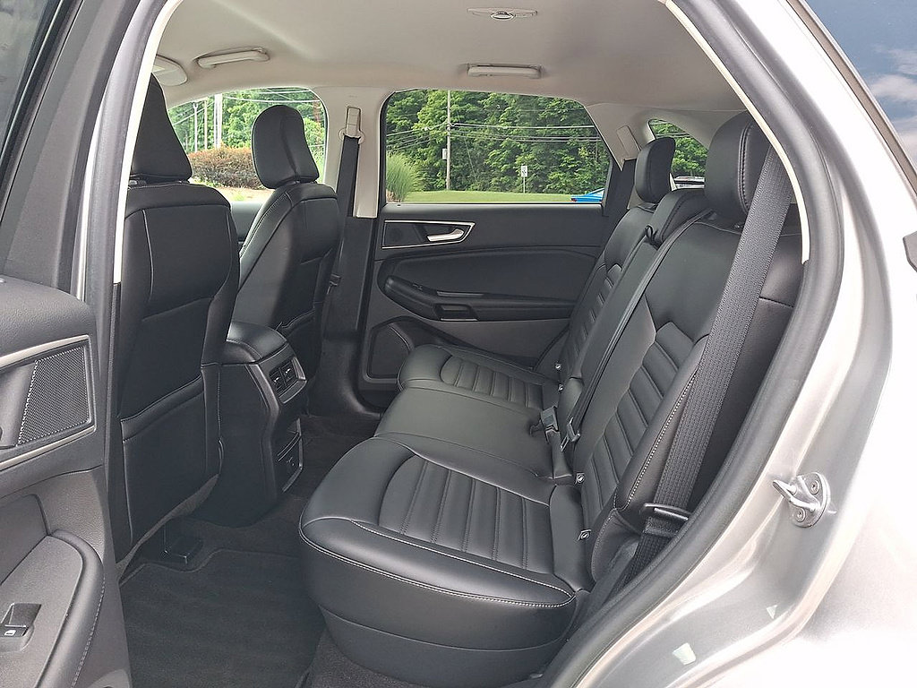 Certified 2020 Ford Edge SEL FWD image 20