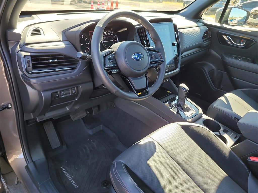 Used 2025 Subaru Forester Touring image 17