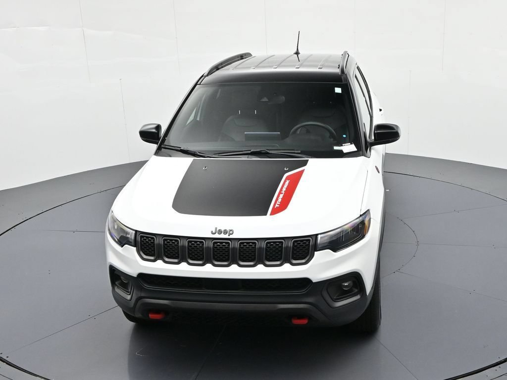 Used 2023 Jeep Compass Trailhawk AWD/4WD image 22