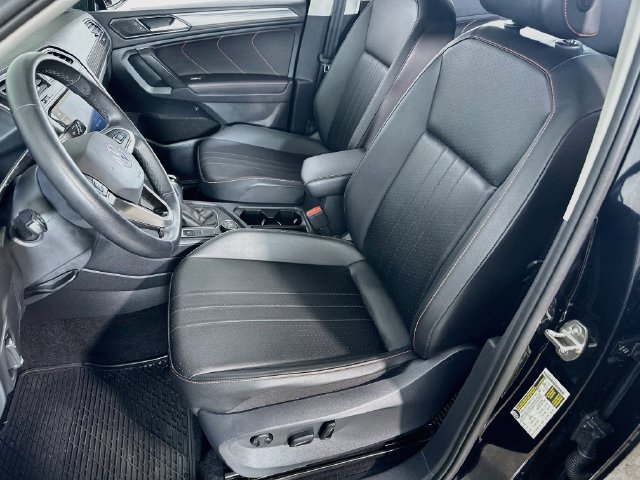 Used 2024 Volkswagen Tiguan Wolfsburg Edition AWD/4WD image 22