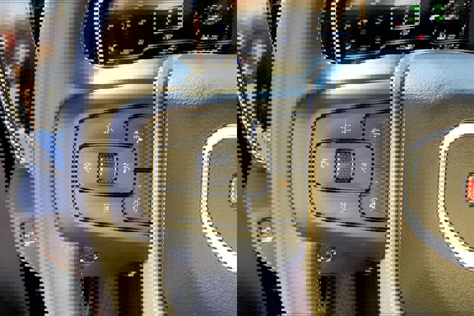 Used 2024 GMC Sierra 2500 SLT w/ SLT Premium Package image 24