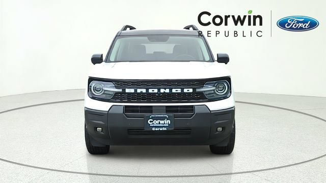 Certified 2025 Ford Bronco Sport Outer Banks w/ Outer Banks Tech Package+ AWD/4WD image 2