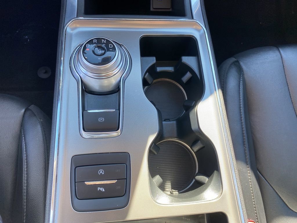 Certified 2022 Ford Edge Titanium image 34