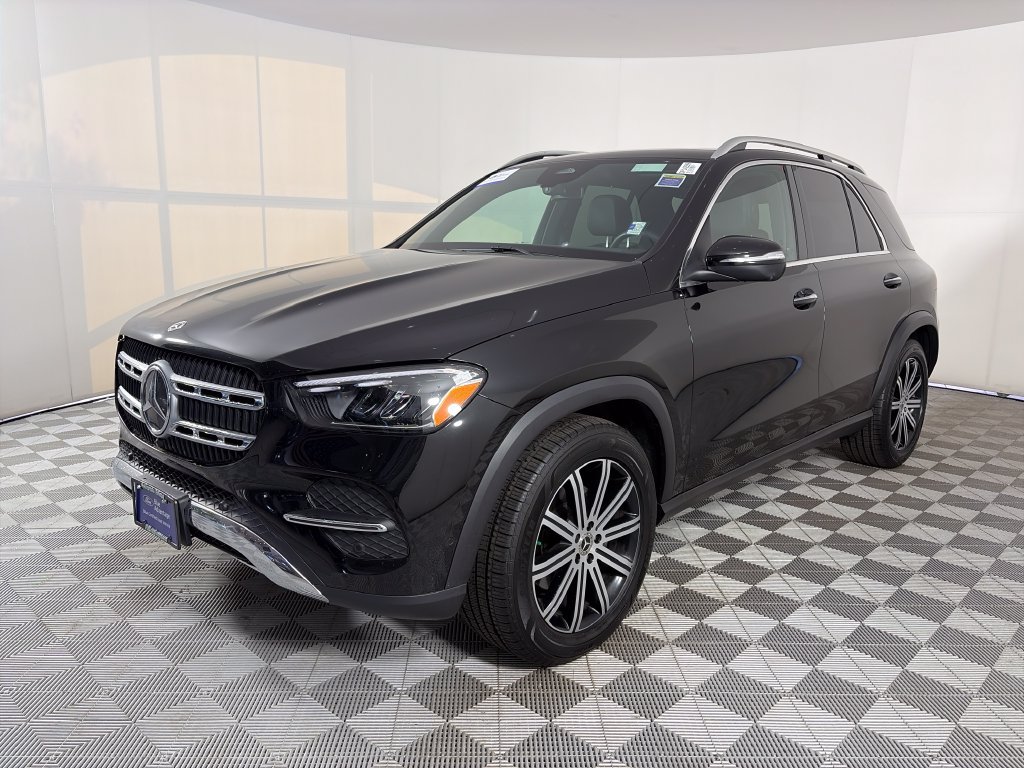 Used 2025 Mercedes-Benz GLE 350 4MATIC image 3