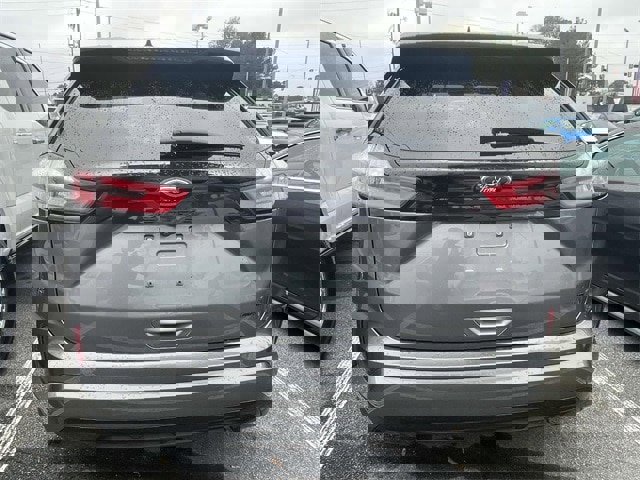 Certified 2024 Ford Edge SE w/ Black Appearance Package image 3