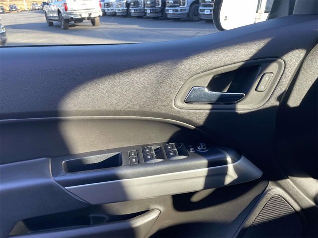 Used 2017 Chevrolet Colorado LT w/ LT Convenience Package image 14