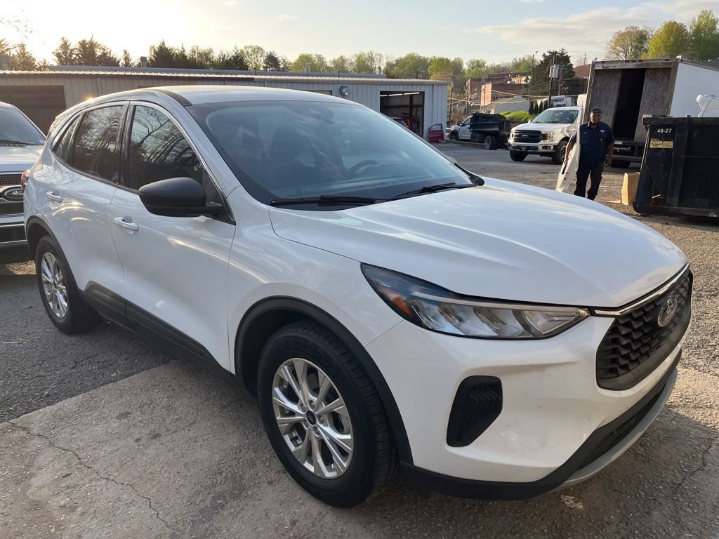 Certified 2023 Ford Escape Active w/ Cold Weather Package image 14