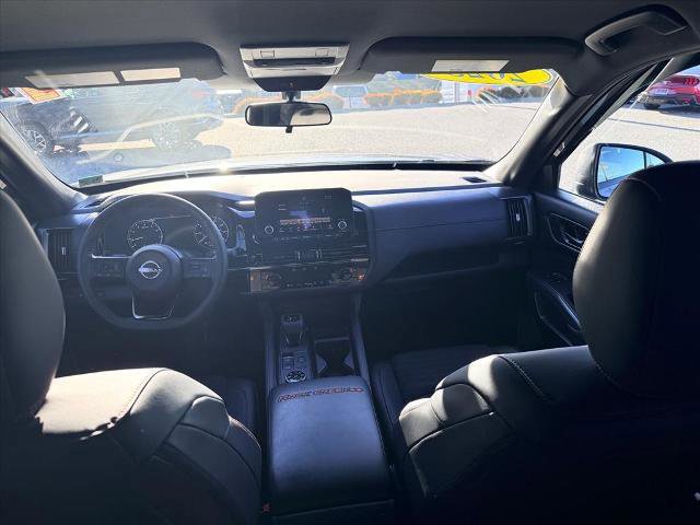 Used 2025 Nissan Pathfinder Rock Creek image 33