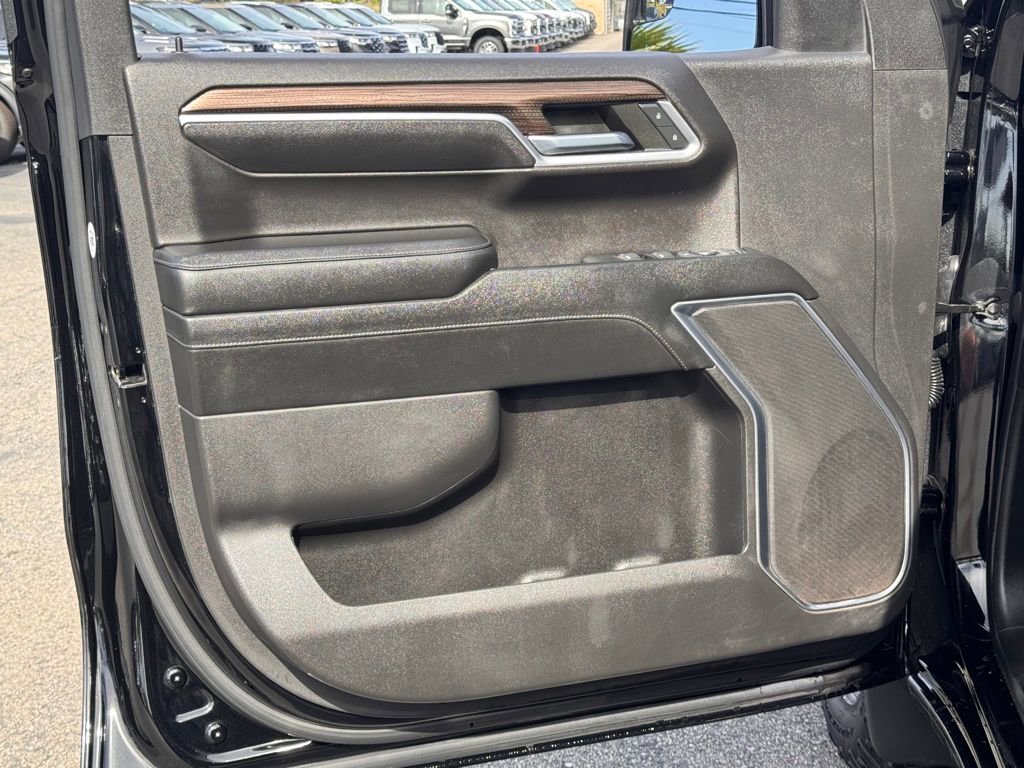 Used 2022 Chevrolet Silverado 1500 RST image 15