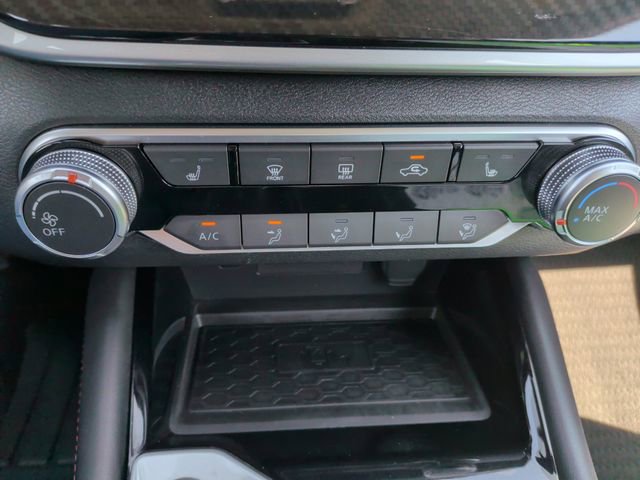 Used 2023 Nissan Altima 2.5 SR w/ SR Premium Package AWD/4WD image 21